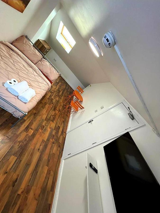 Woodgreen House Ξενοδοχείο Λονδίνο Εξωτερικό φωτογραφία