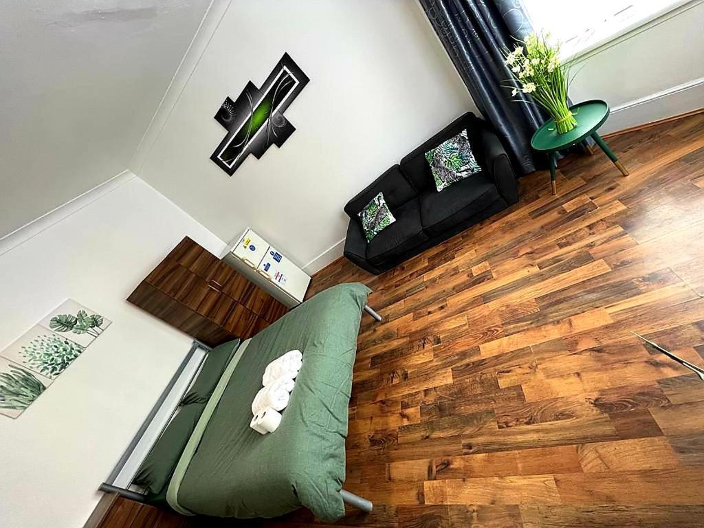 Woodgreen House Ξενοδοχείο Λονδίνο Εξωτερικό φωτογραφία
