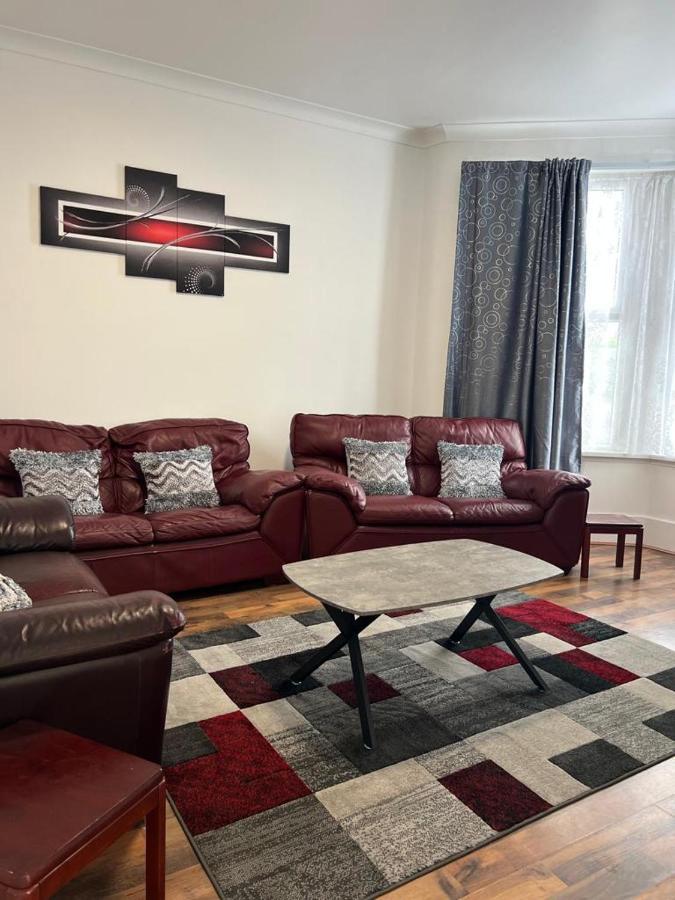 Woodgreen House Ξενοδοχείο Λονδίνο Εξωτερικό φωτογραφία