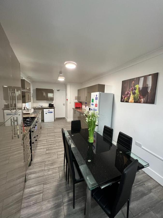 Woodgreen House Ξενοδοχείο Λονδίνο Εξωτερικό φωτογραφία