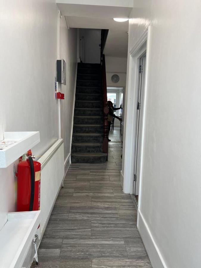 Woodgreen House Ξενοδοχείο Λονδίνο Εξωτερικό φωτογραφία
